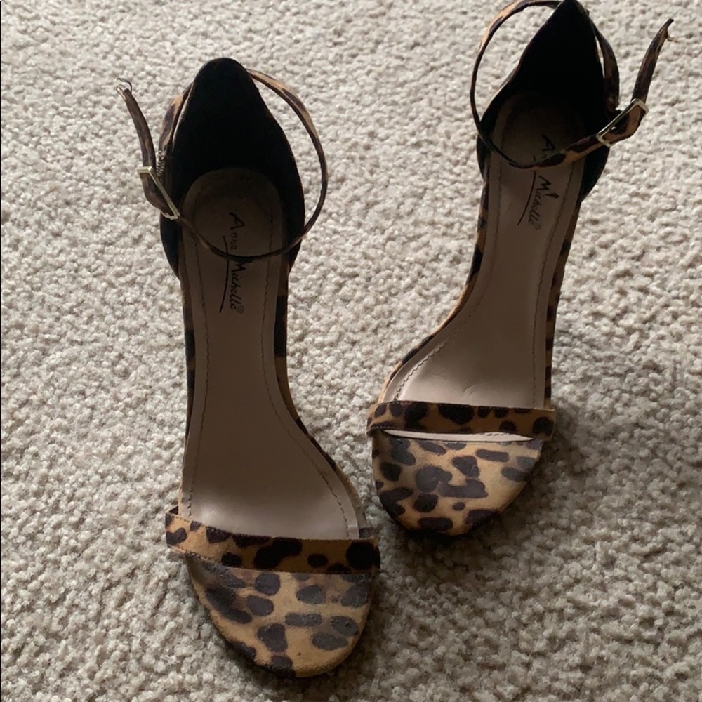 Cheetah heel